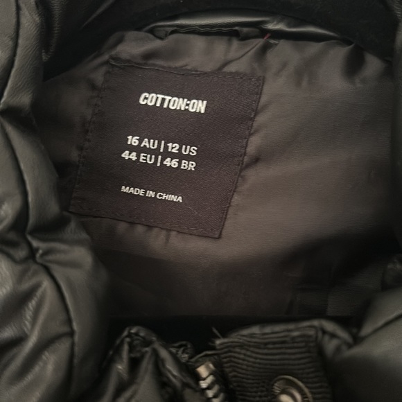 Black jacket size 12 - Picture 2 of 5